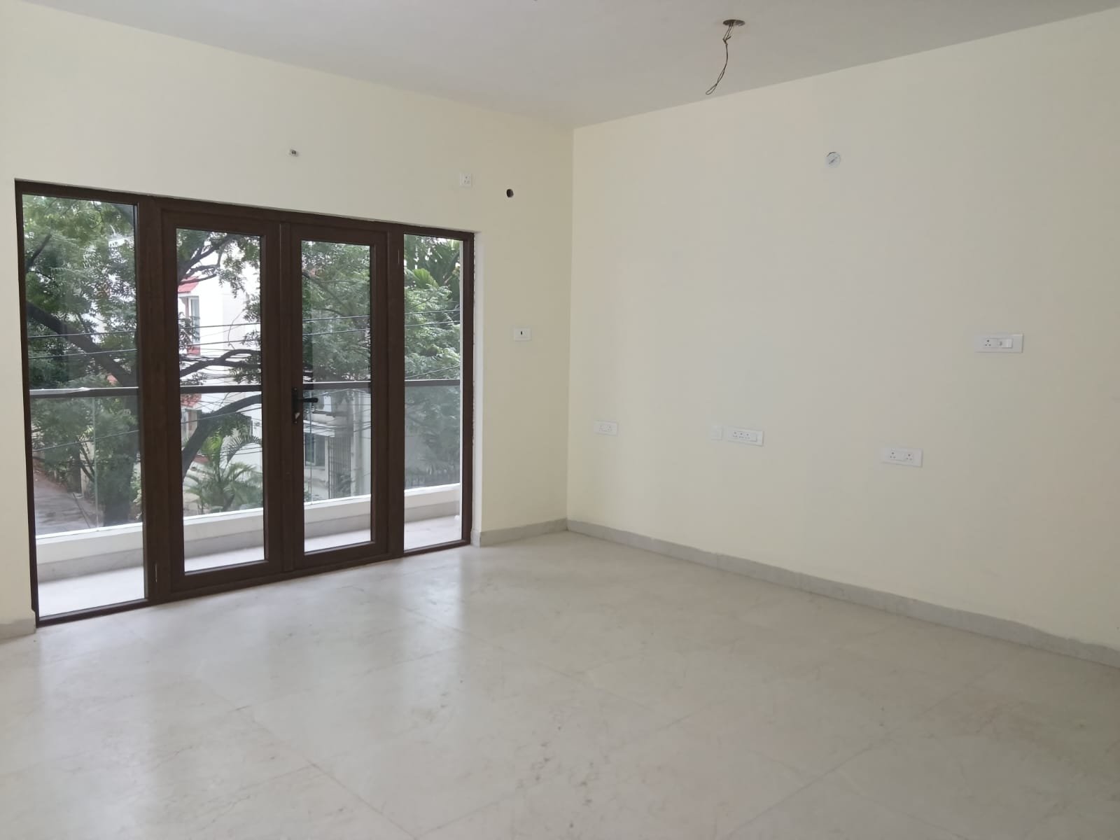 3 Bhk Flat for Sale in Thiruvanmiyur